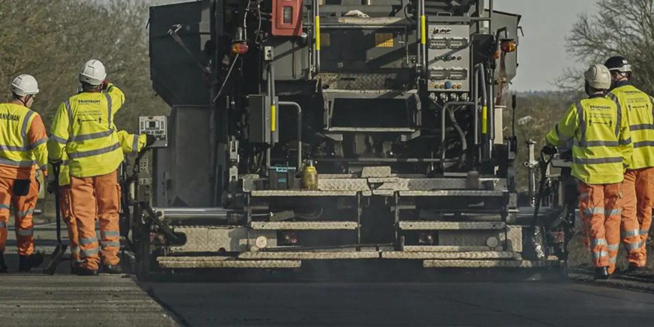Innovative low carbon asphalt solutions trialled on A414 in Hertfordshire